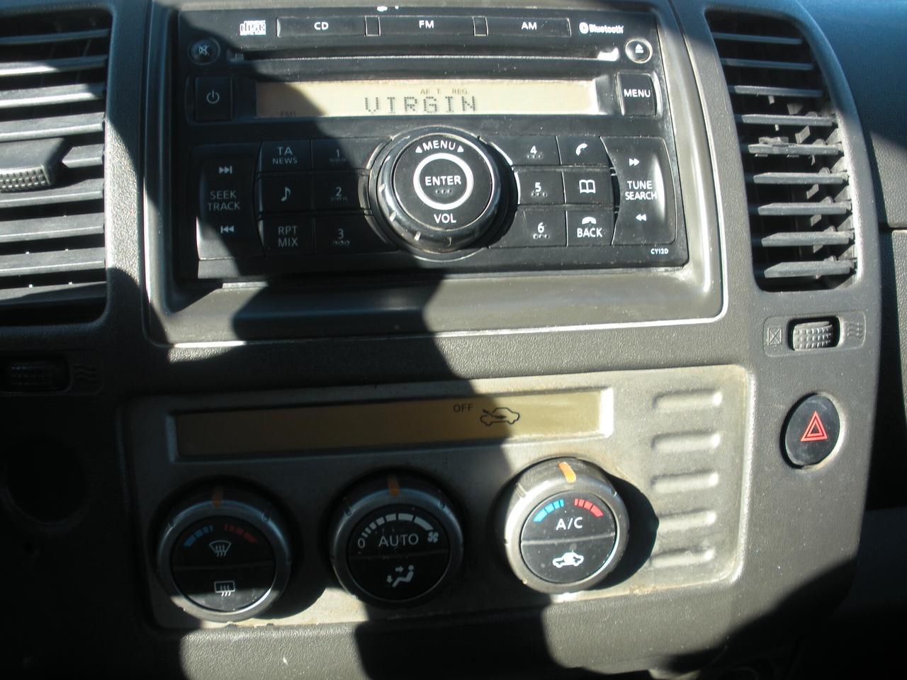 Nissan Navara 2.5 dCi 4 porte Double Cab XE