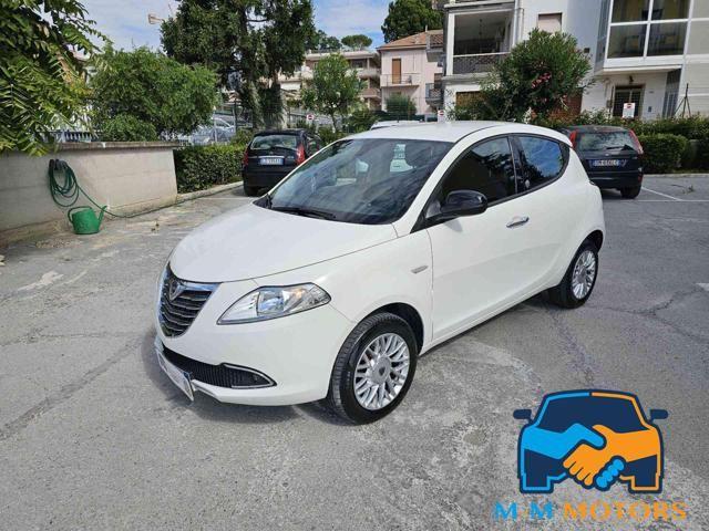 LANCIA Ypsilon 0.9 TwinAir 85 CV 5 porte Metano Ecochic Gold