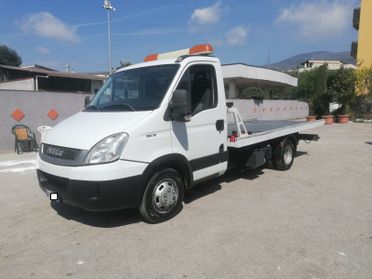 Iveco DAILY Carroattrezzi 35C18 3.0 TDI 2008