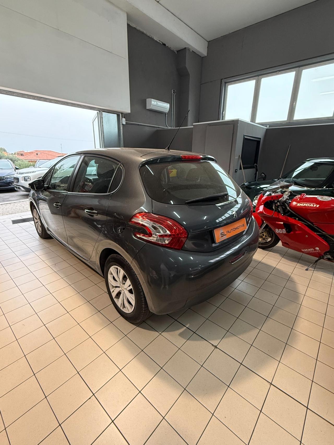 Peugeot 208 1.4 VTi 95 CV 5p. GPL Access