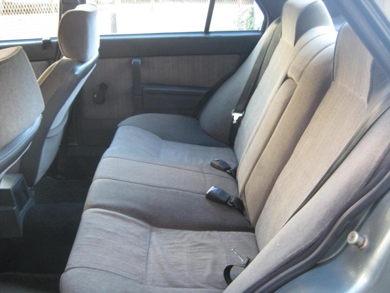 Alfa Romeo 75 1.6 ASI