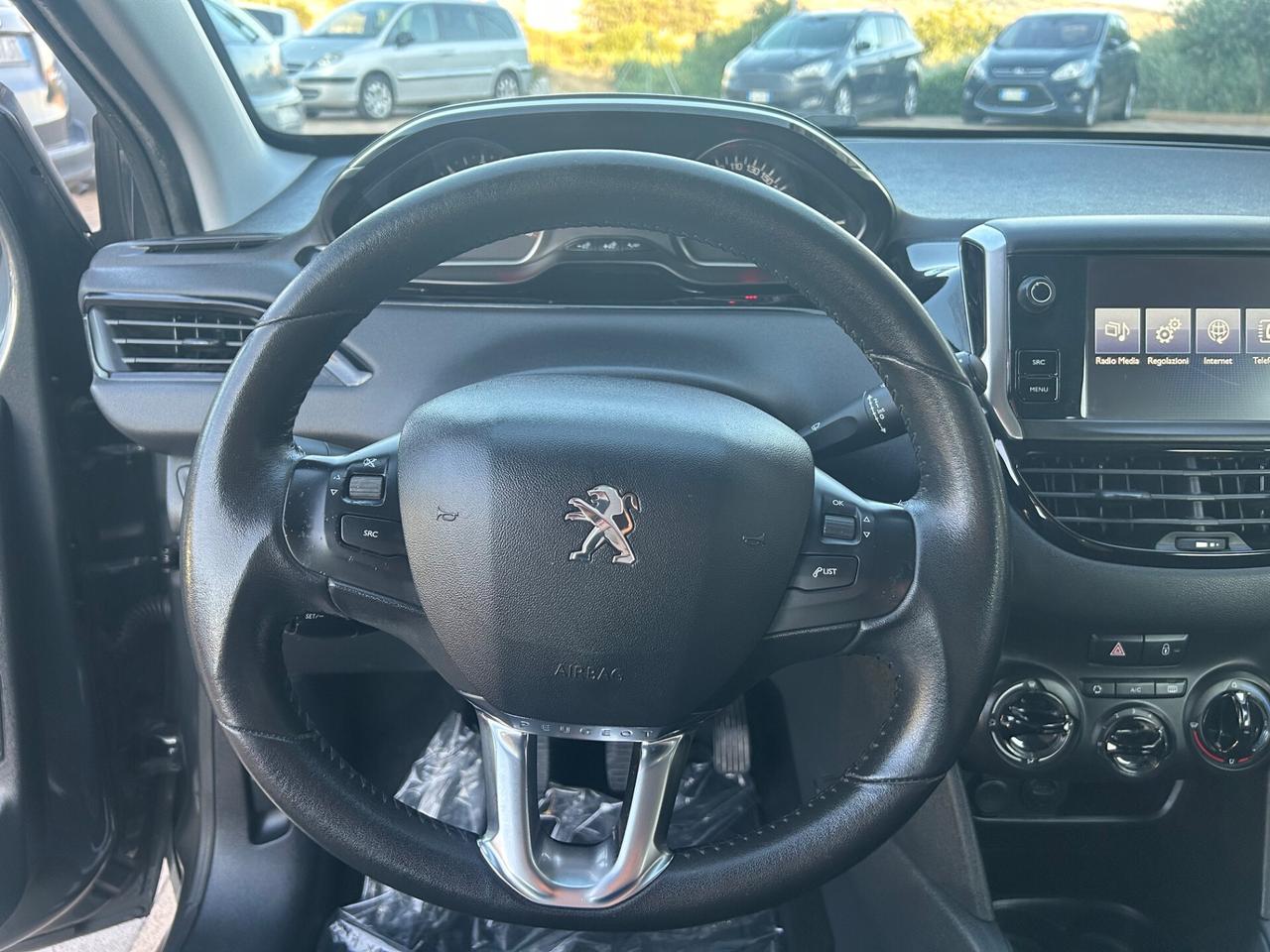 Peugeot 208 BlueHDi 75 5 porte Allure