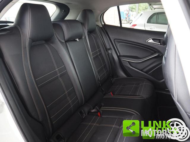 MERCEDES-BENZ GLA 200 d Sport autom