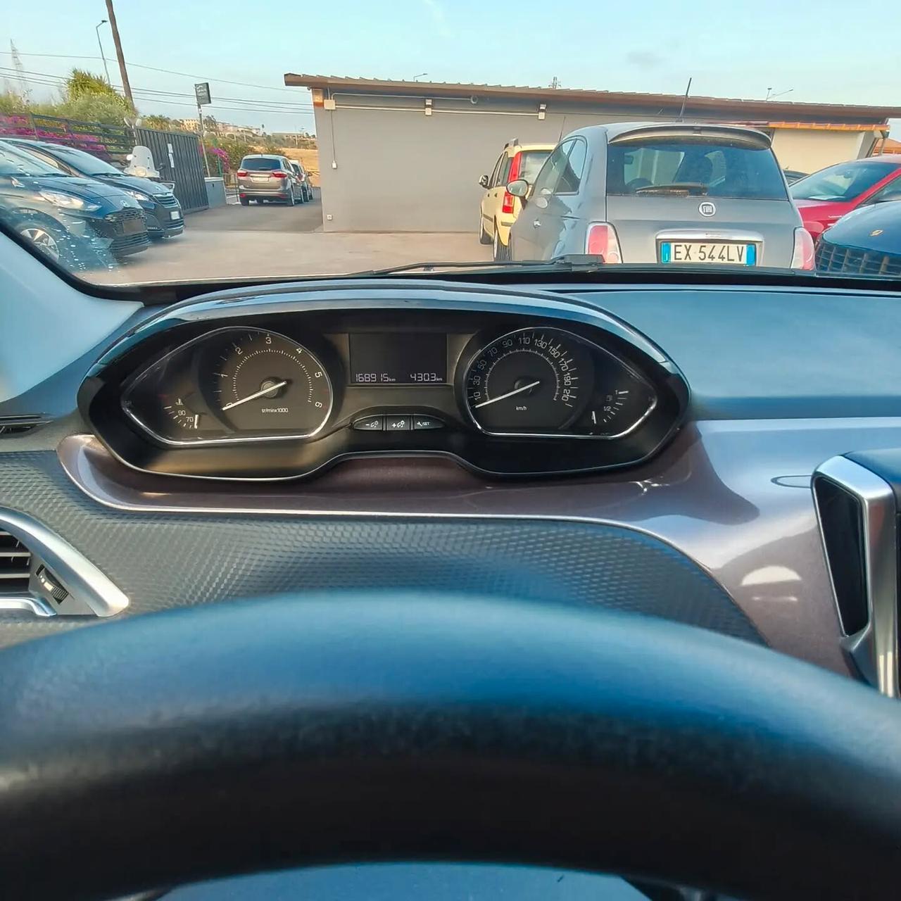 Peugeot 2008 1.6 e-HDi 92 CV 2014