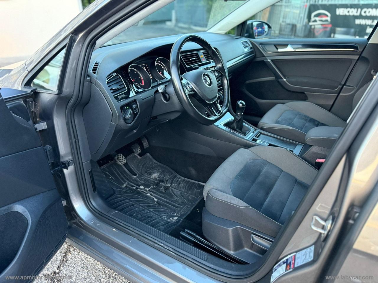 VOLKSWAGEN Golf 1.6 TDI 5 PORTE 4 MOTION BLUEMOTION TECHNOLOGY