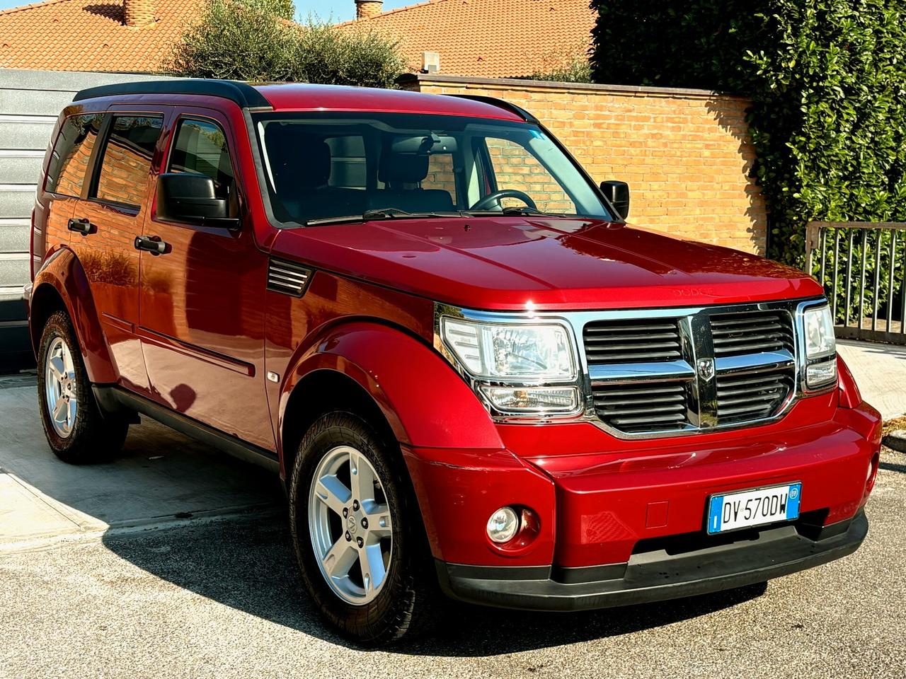 DODGE NITRO 2.8D aut- 4x4 inserib-Pelle-177000km-2009