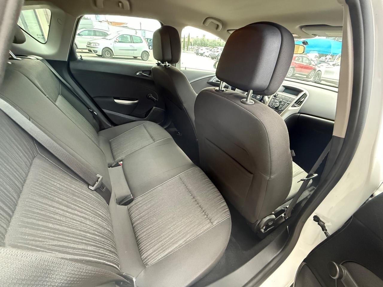 Opel Astra 1.4 100CV 5 porte Elective