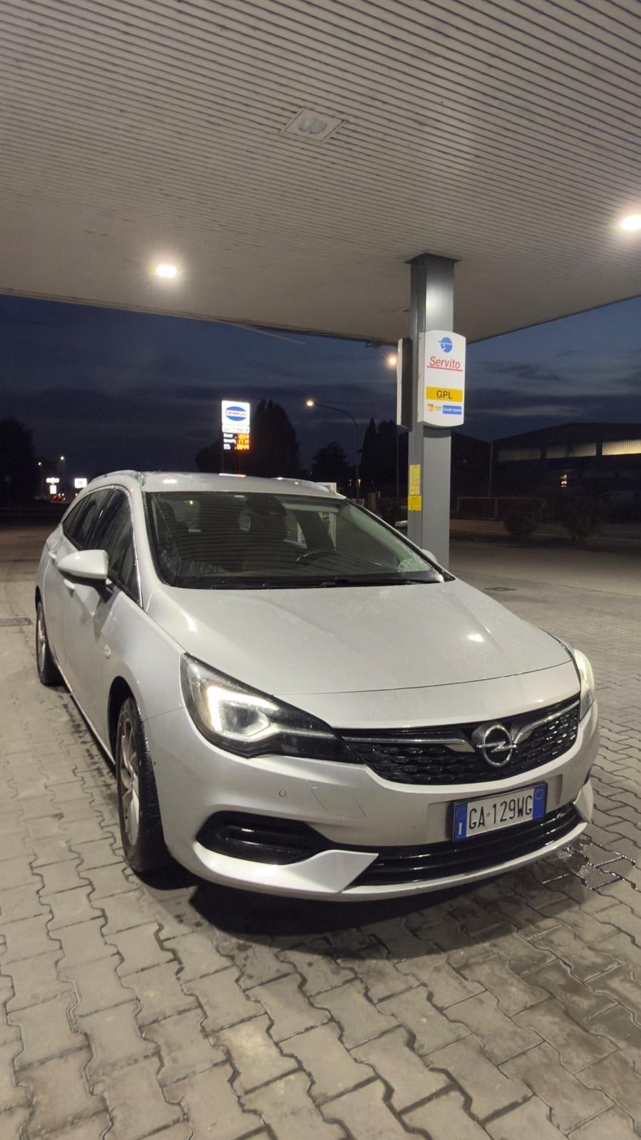 Opel Astra 1.5 CDTI 105 CV S&S Sports Tourer Business Elegance