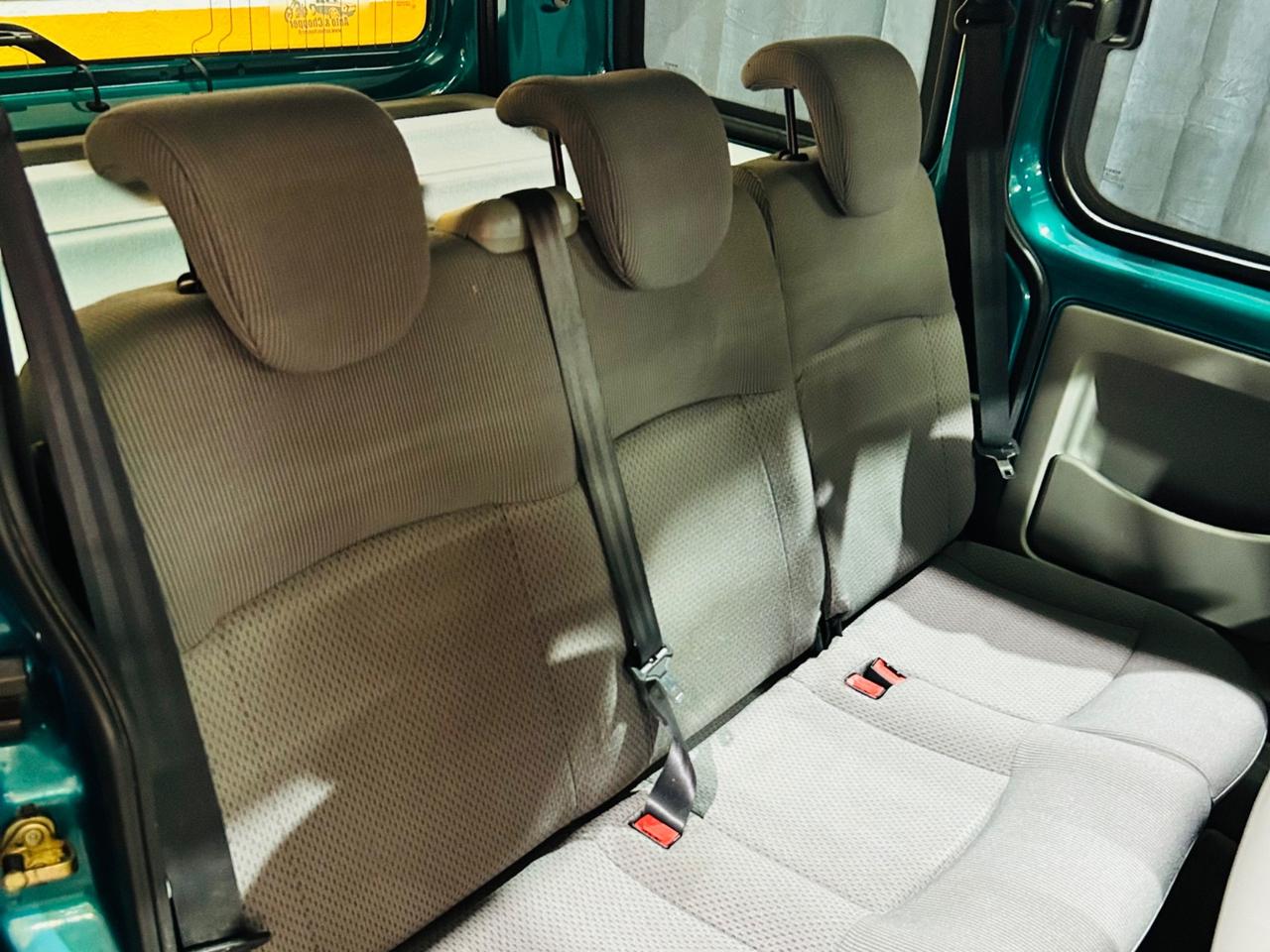 RENAULT KANGOO 1.2 16V IN PERFETTE CONDIZIONI .