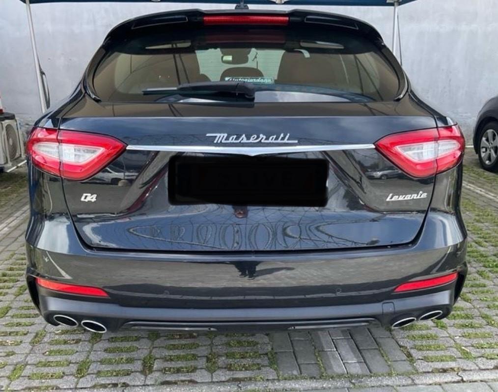 Maserati Levante V6 Diesel 275 CV AWD Gransport
