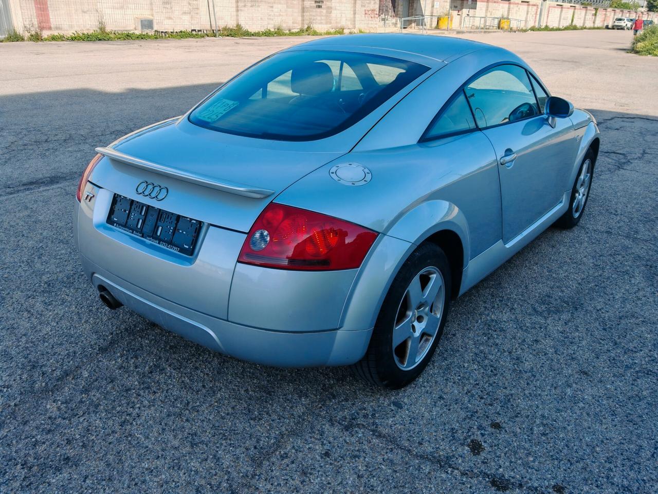Audi TT AUDI TT 1.8 20V 180CV PREZZO TRATTABILE DOPO VISIONE.