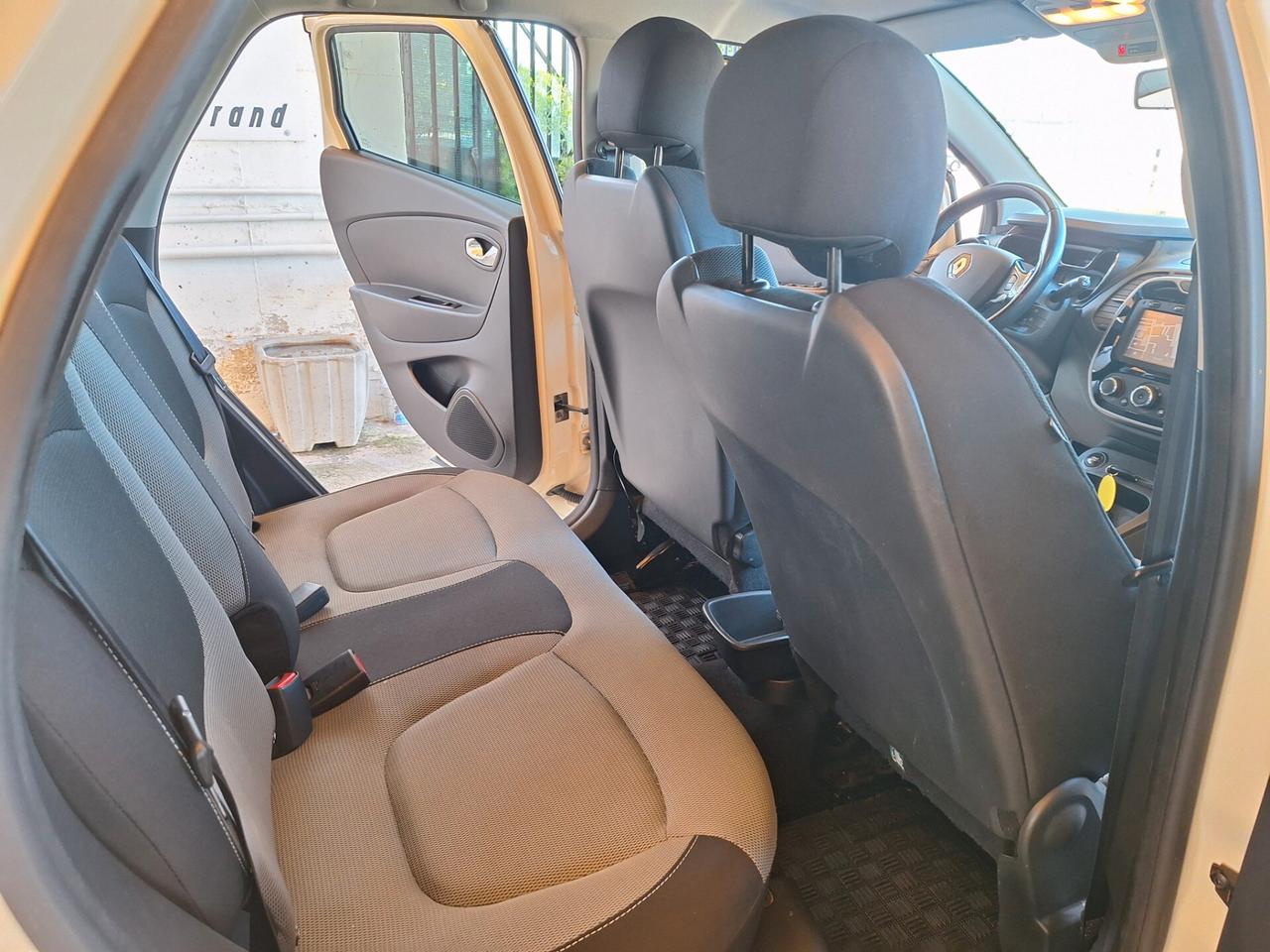 Renault Captur 1.5 dCi 90 CV Zen NAVI 2015