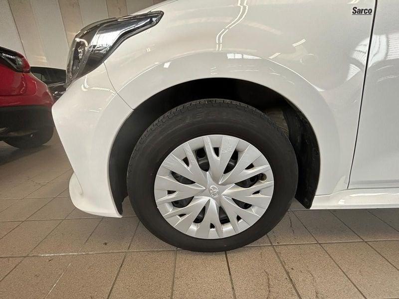 Toyota Yaris Hybrid Active MY22