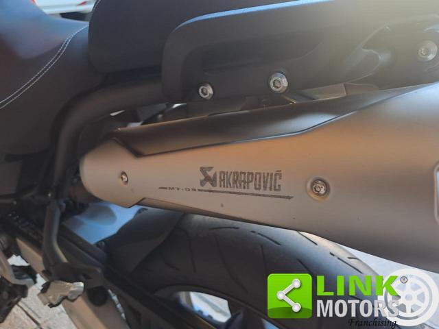 YAMAHA MT-03 .