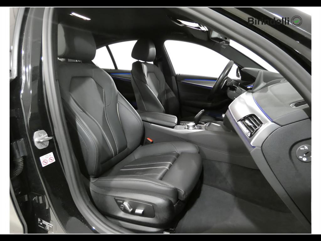 BMW Serie 5(G30/31/F90) - 520d 48V xDrive Msport