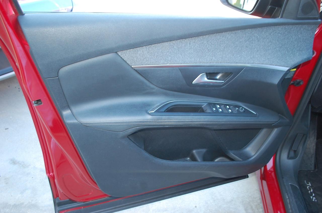 Peugeot 3008 1.5 bluehdi 130CV Allure S&S Uff Italy Navi Led