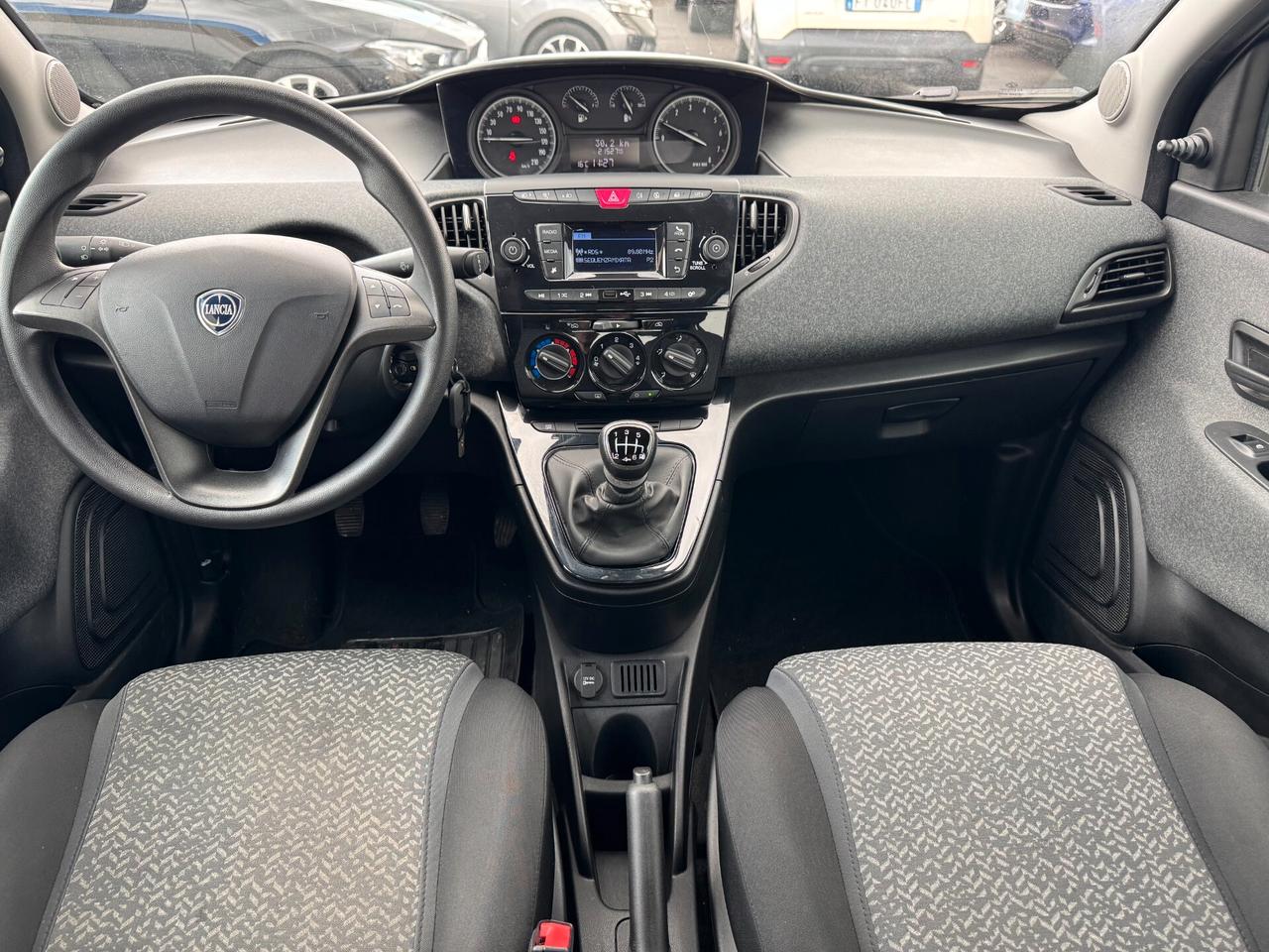Lancia Ypsilon 1.0 FireFly 5 porte S&S Hybrid UnYca