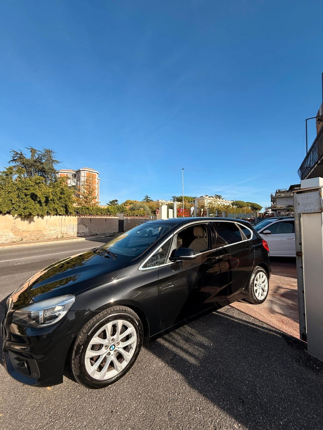Bmw 2er Active Tourer 218d Luxury