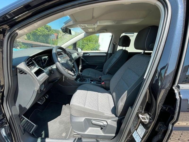 Volkswagen Touran 1.5 TSI ACT DSG MOVE Camera ACC Navi Cockpit 16"