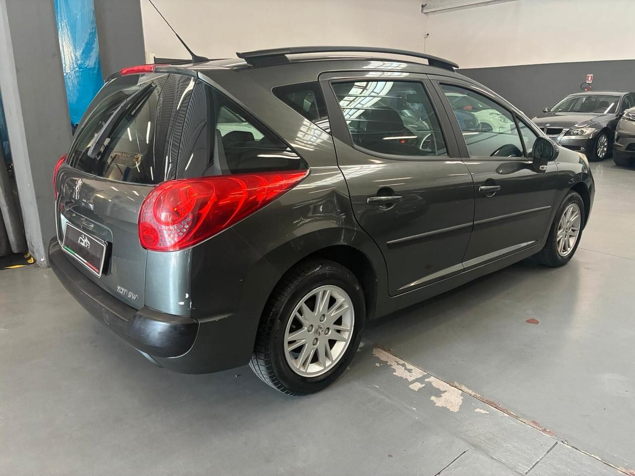 Peugeot 207 1.4 8V 75CV SW ONE Line