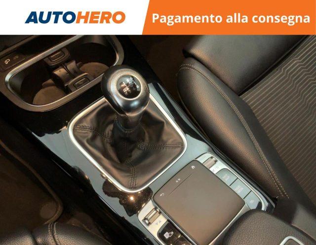 MERCEDES-BENZ A 200 Sport