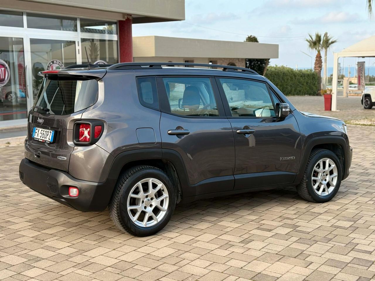 Jeep Renegade 1.6 Mjt DDCT 120 CV Longitude
