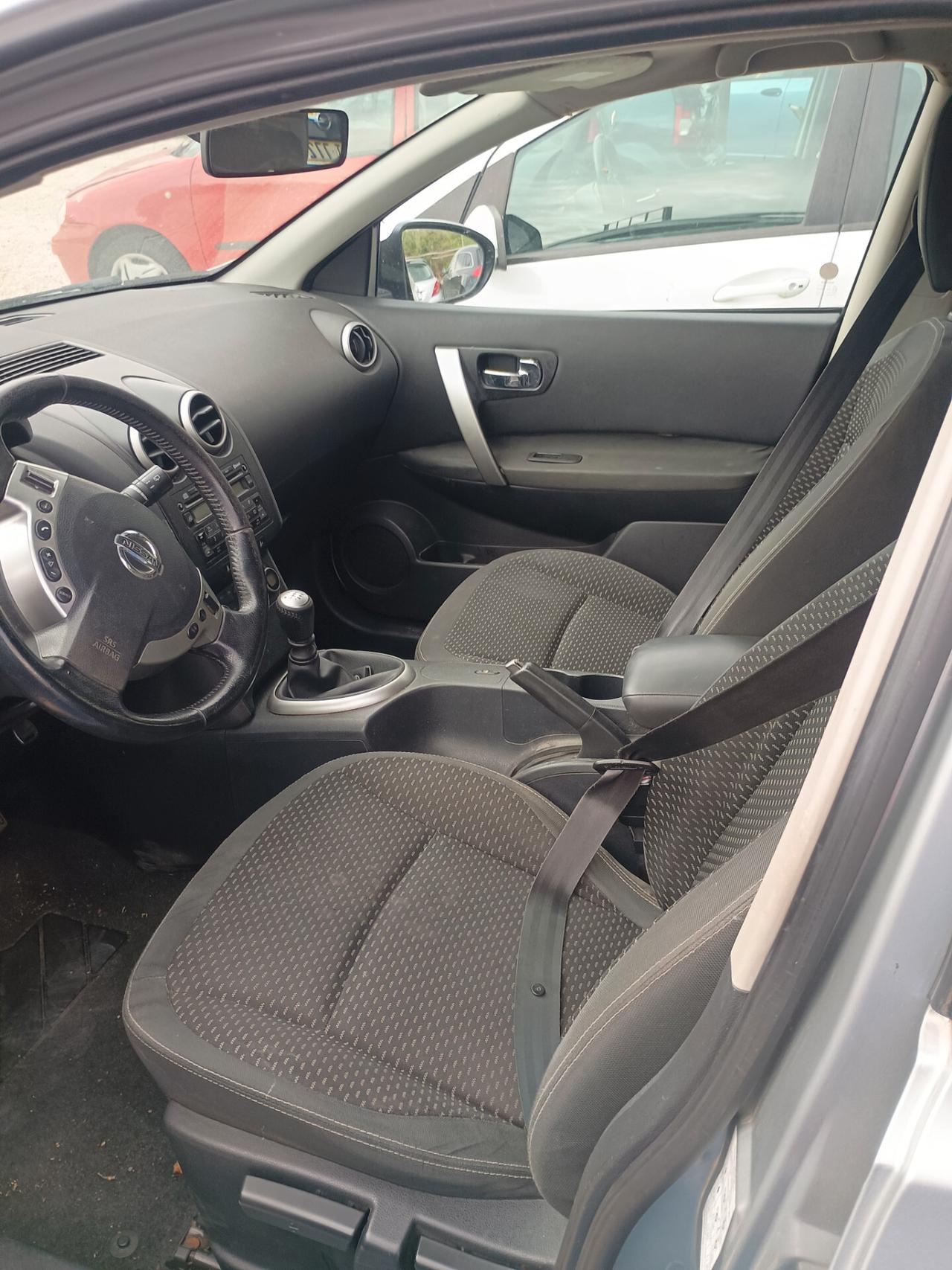 Nissan Qashqai 2.0 dCi DPF Tekna
