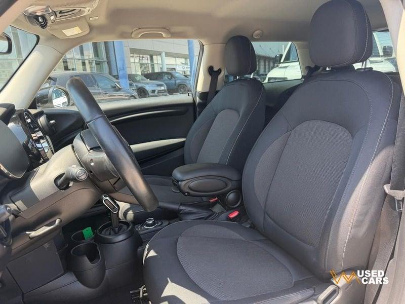MINI Cooper 1.5 Cooper Business aut