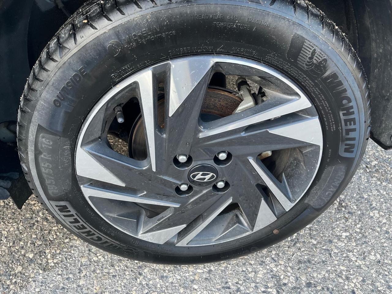 Hyundai bayon 1.2 benz/83cv- full -2023