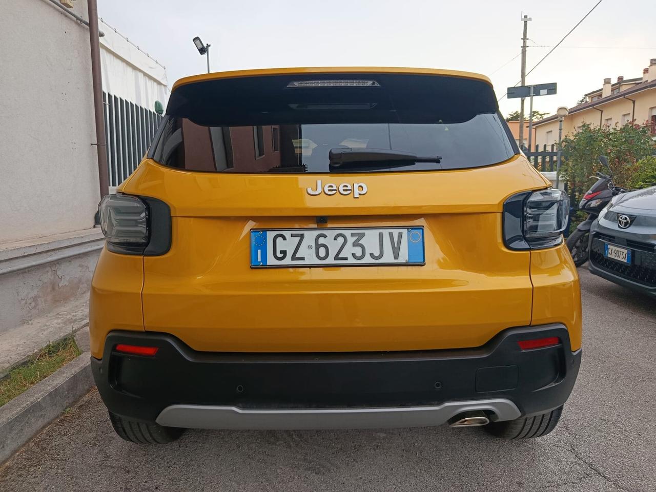 Jeep Avenger 1.2 Turbo 100 CV Summit