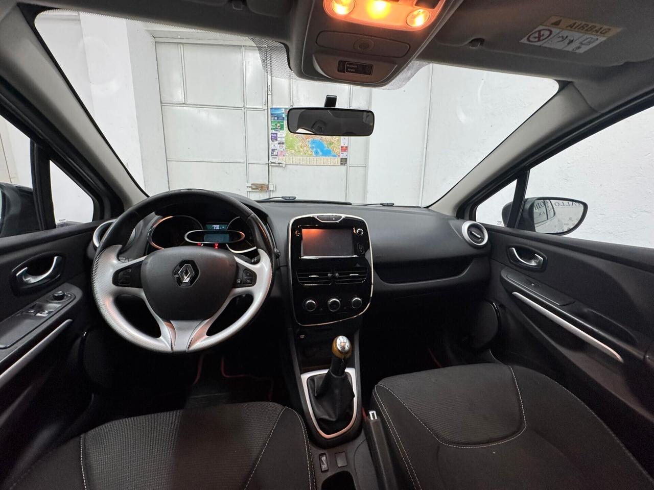 Renault Clio dCi 8V 75 CV Start&Stop 5 porte Energy Duel