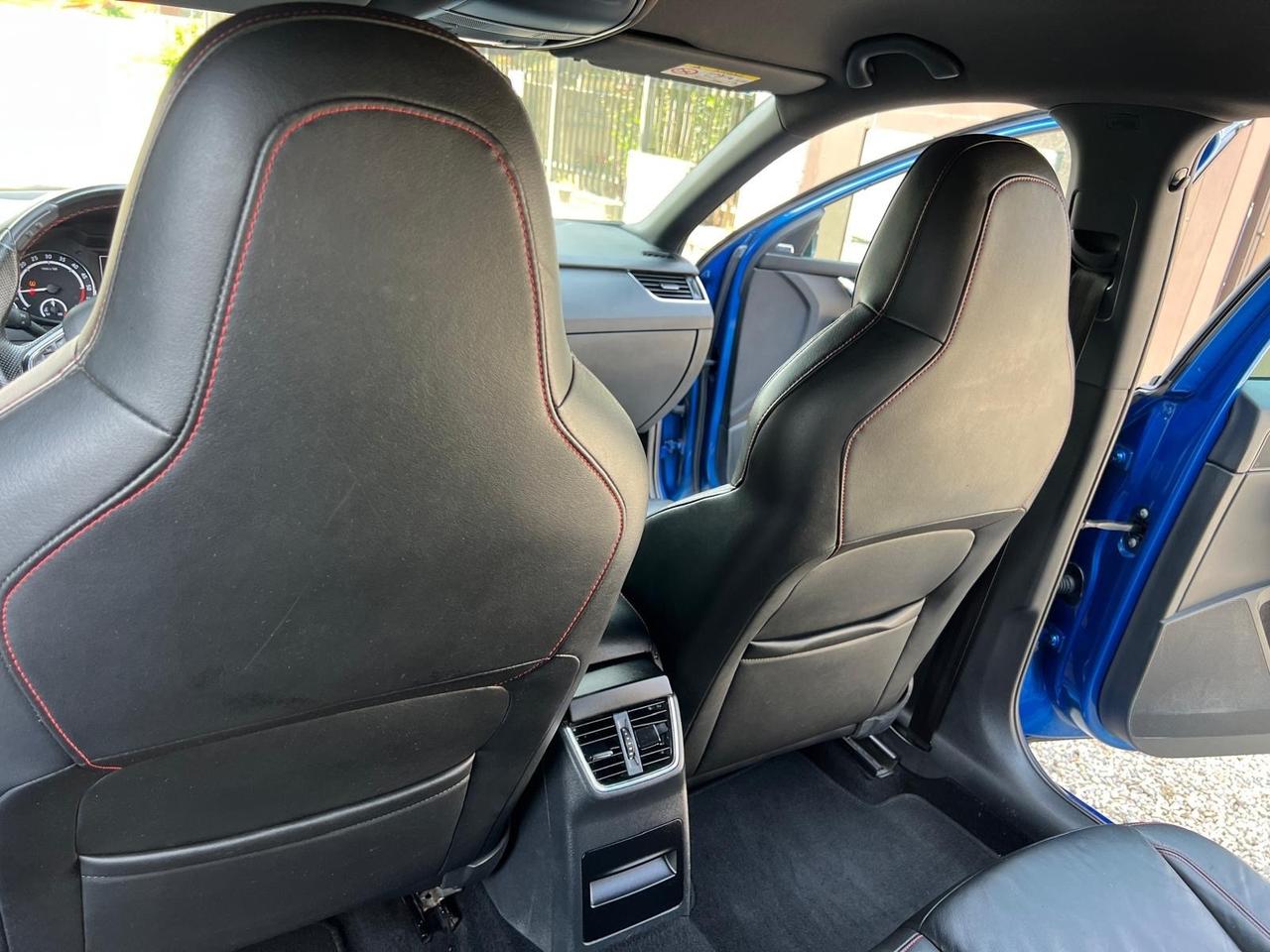 Skoda Octavia 2.0 TDI DSG Wagon RS