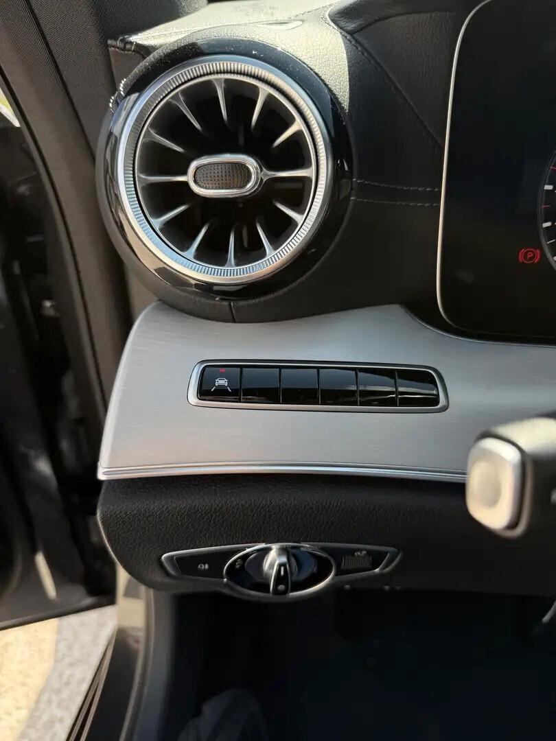 Mercedes-benz CLS 300 d Auto Premium Plus