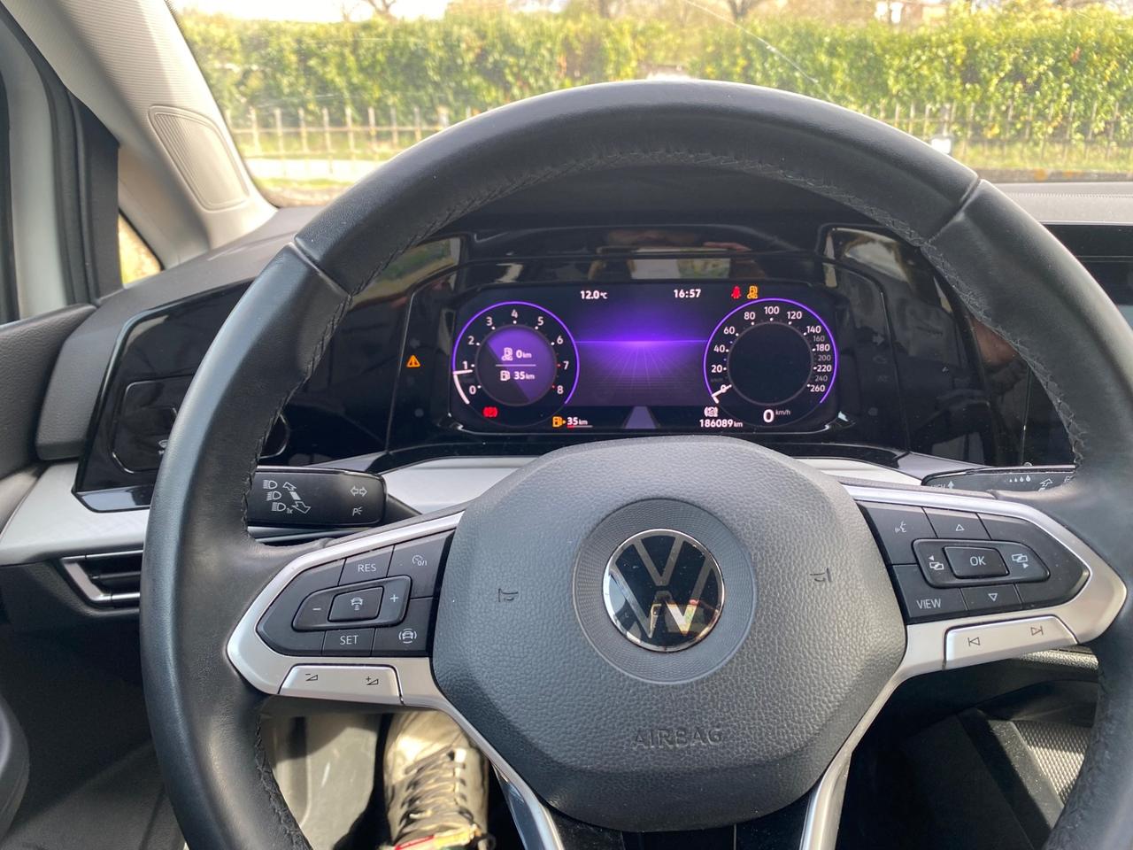Volkswagen Golf 1.5 TGI Life
