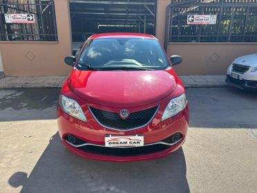 Lancia Ypsilon 0.9 TwinAir 85 CV 5 porte Metano Ecochic Platinum