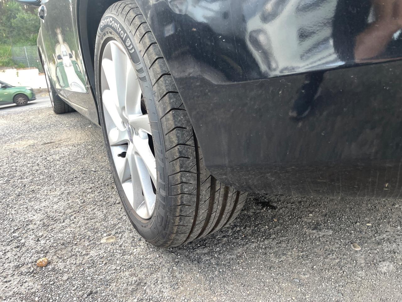 Volvo V60 D4 181cv. Gancio traino - finanziabile