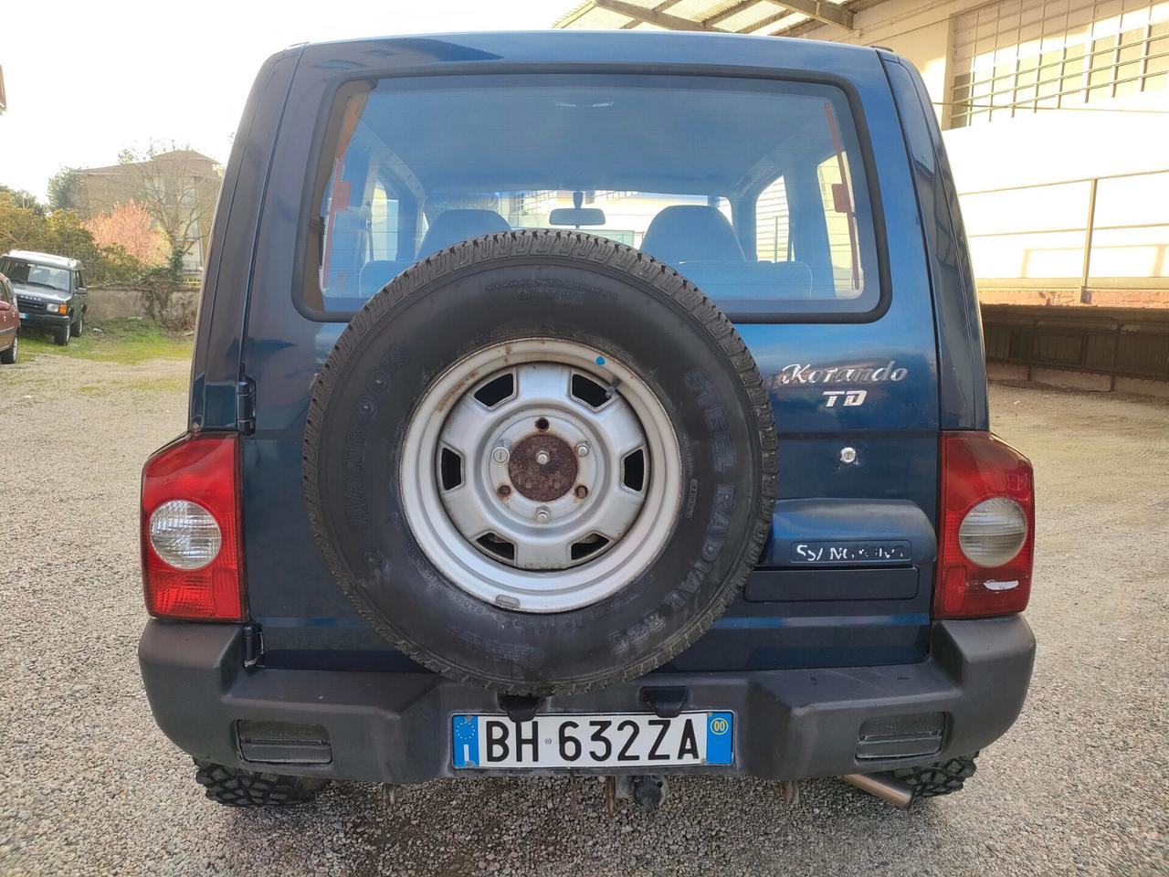 Ssangyong Korando 661 2.3 td Autocarro e Gancio traino