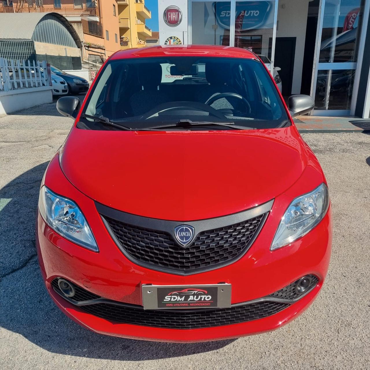 Lancia Ypsilon 1.0 FireFly 5 porte S&S Hybrid Ecochic UnYca