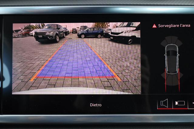 AUDI Q3 35 TFSI S tronic Business Advanced