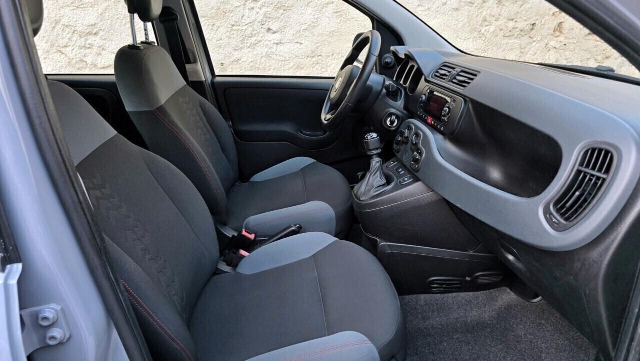 Fiat PANDA Easy 1.2 70CV