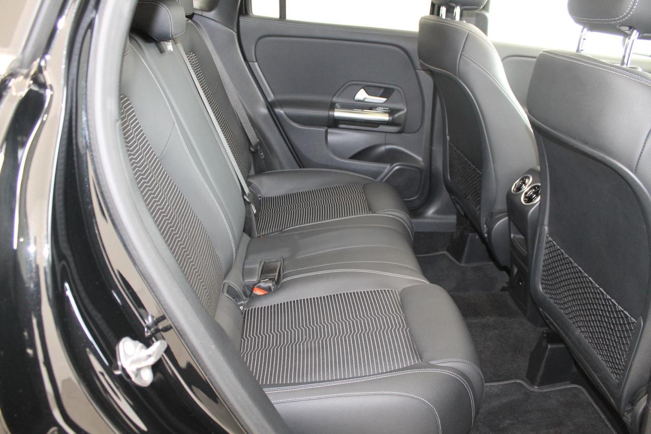 Mercedes GLA 200 d Auto Sport Plus TETTO + FULL LED