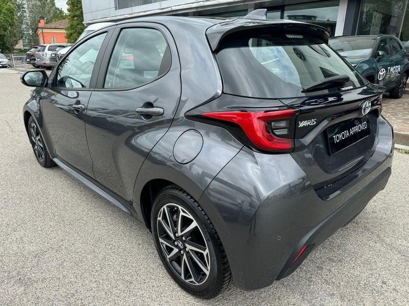 Toyota Yaris Hybrid Trend MY22