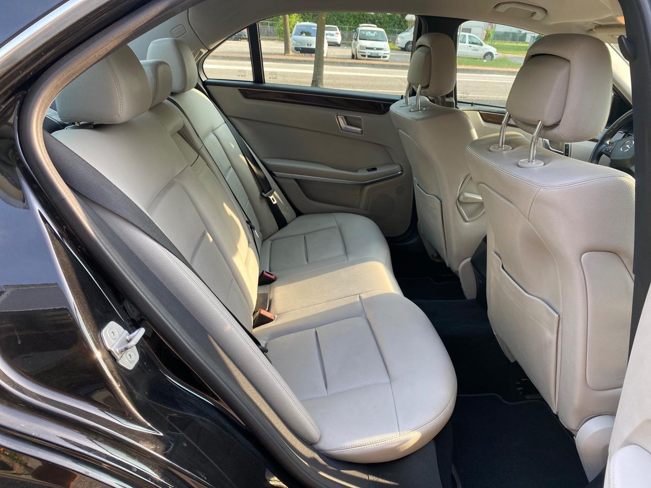 Mercedes-benz E 250 E BlueEFFICIENCY Avantgarde