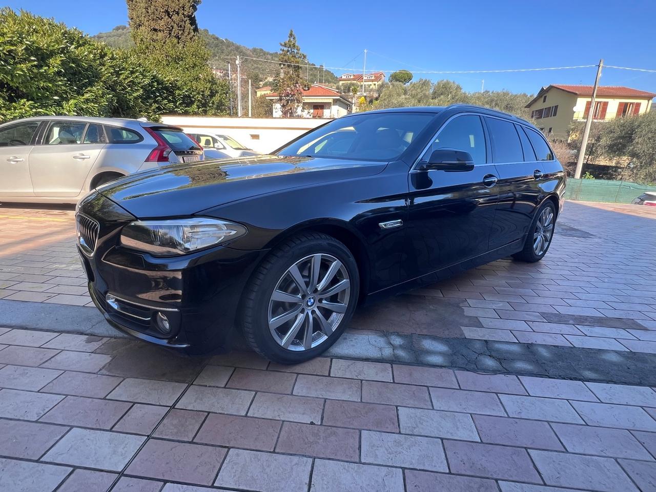 Bmw 525 525d xDrive Touring Luxury