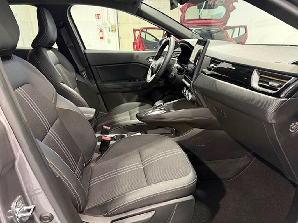 Renault Captur 1.6 Hybrid E-Tech Engineered Auto