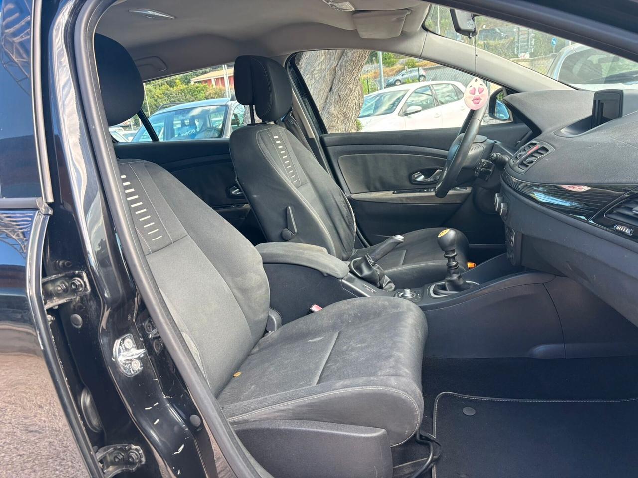 RENAULT MEGANE 1.9 DCI SW - 2011