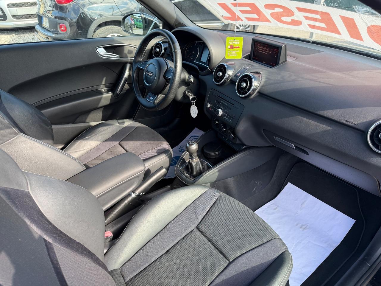 AUDI A1 1.6 DIESEL 2011