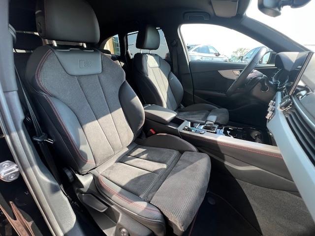 Audi A4 Avant 40 tdi 204cv s-tronic, S-line, 19”, Matrix