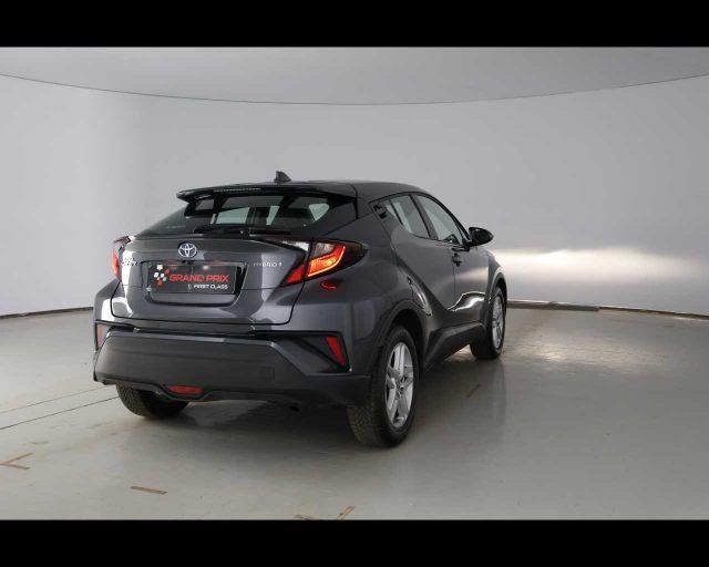 TOYOTA C-HR 1.8 Hybrid E-CVT Business