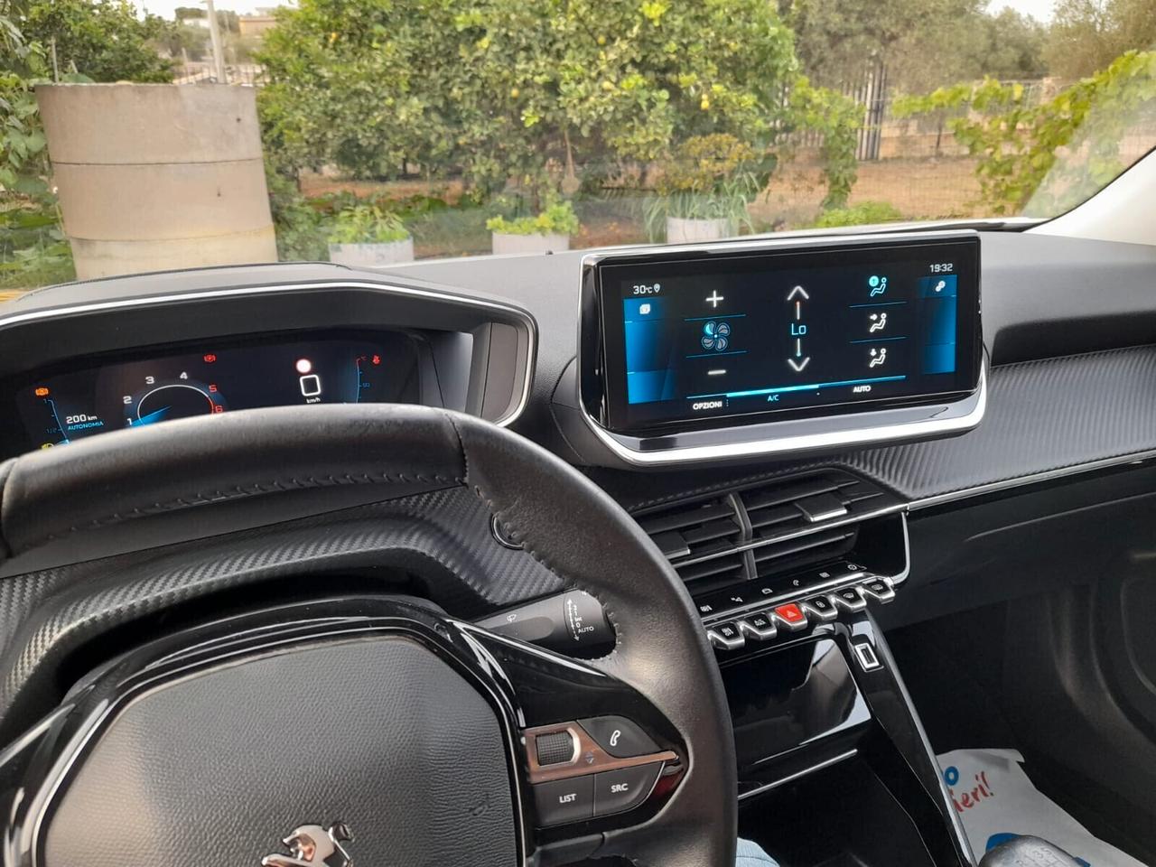 Peugeot 2008 BlueHDi 110 S&S Allure Pack